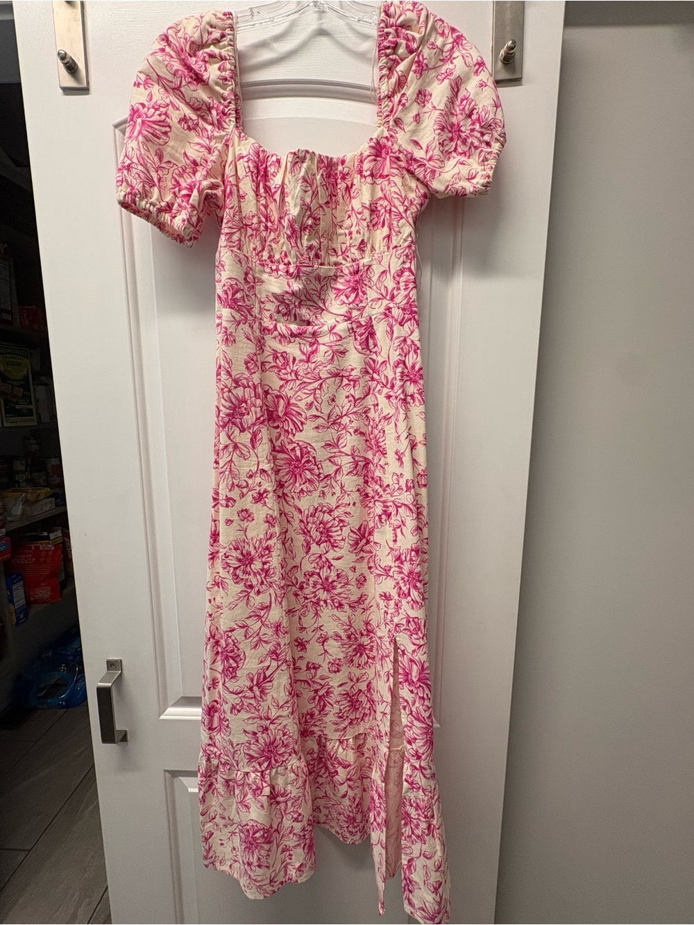 London Times Cream and Pink Floral Maxi Dress with Puff Sleeves